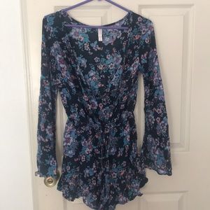 Long sleeve romper